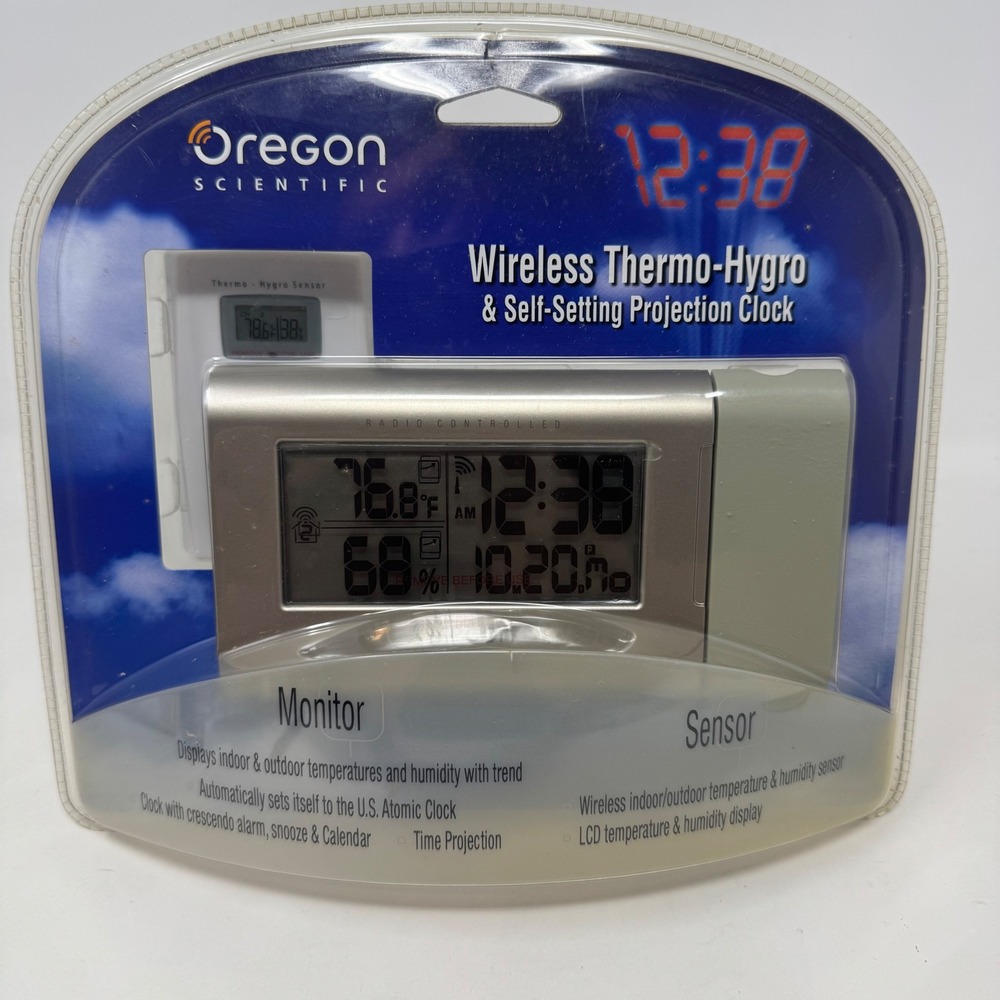 Oregon Scientific Projection Clock Wireless Thermo-Hygro RMR606HGPA Silver